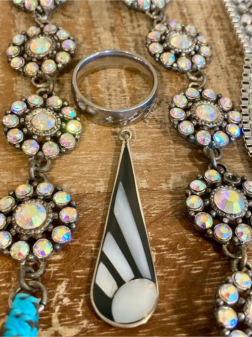 Broken Junk Jewelry Lot for Crafting - Picture 13 of 16